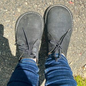 Red or Dead vintage Earth shoes